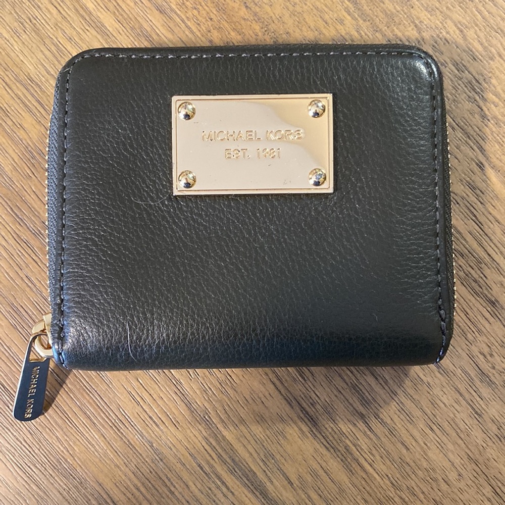 Leather Zip Wallet